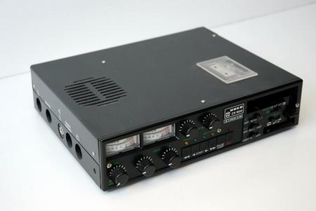 File:Uher CR-1600 (1).jpg