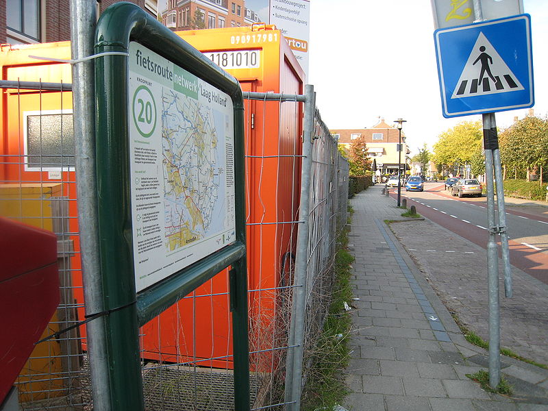 File:Fietsroute Netwerk Laag Holland knooppunt 20 1.jpg
