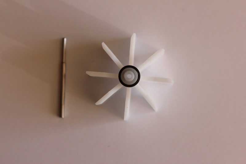 File:Waterflow sensor YF-G1 - impeller 2.JPG