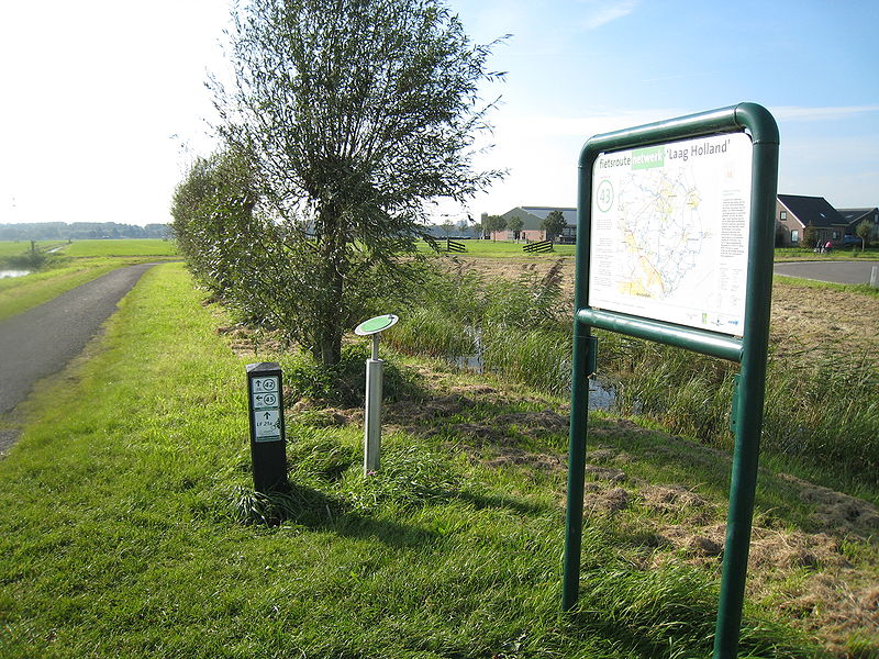 File:Fietsroute Netwerk Laag Holland knooppunt 43 2.jpg