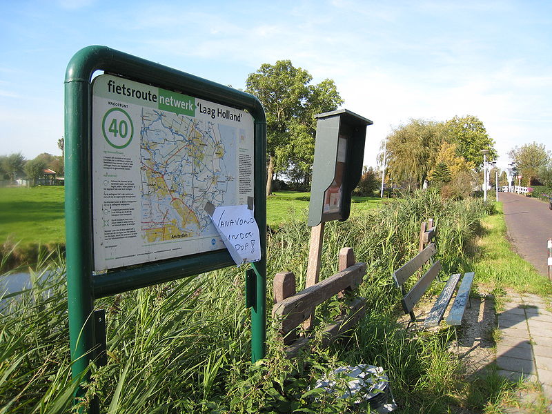 File:Fietsroute Netwerk Laag Holland knooppunt 40 1.jpg
