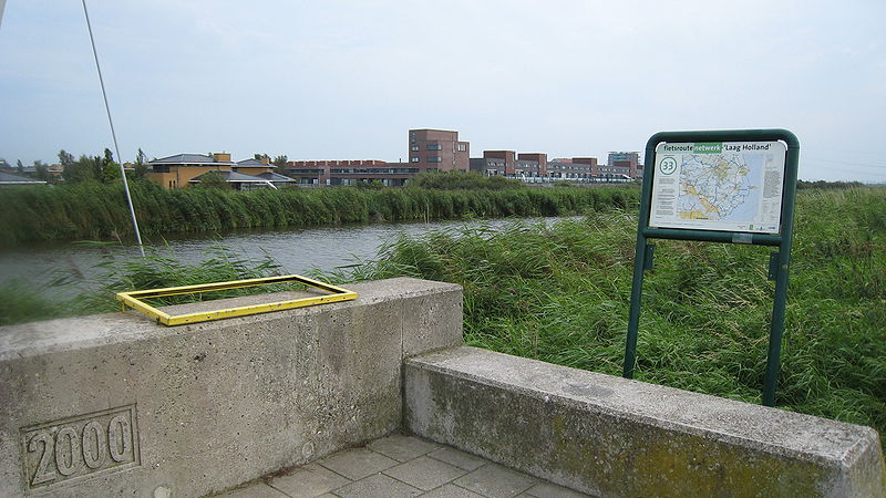 File:Fietsroute Netwerk Laag Holland knooppunt 33 2.jpg