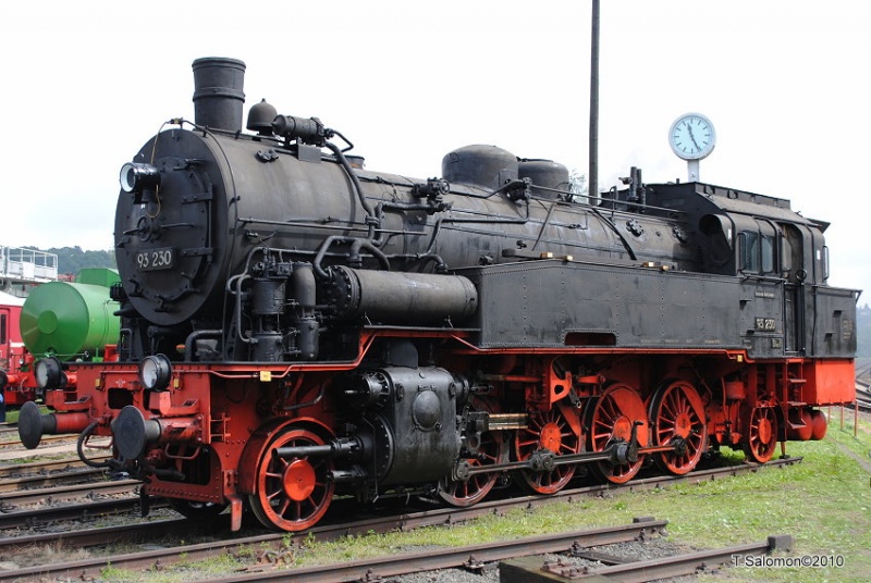 File:BR93-230.jpg